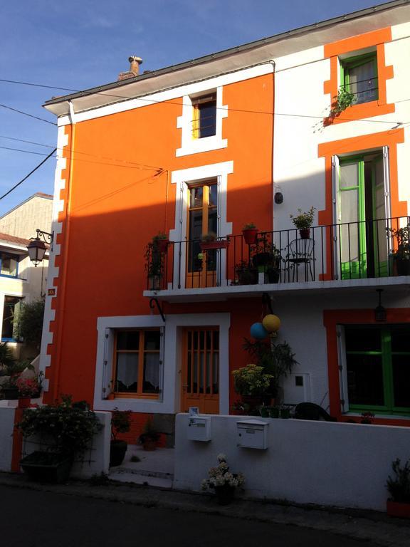 Rezé La Maison Bleue Trentemoult المظهر الخارجي الصورة
